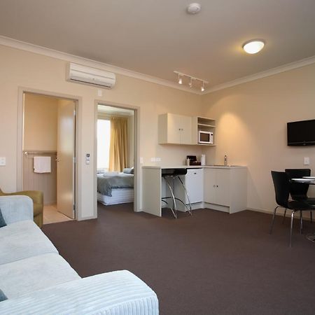 Hawkdun Lodge Motel Ranfurly Exterior photo